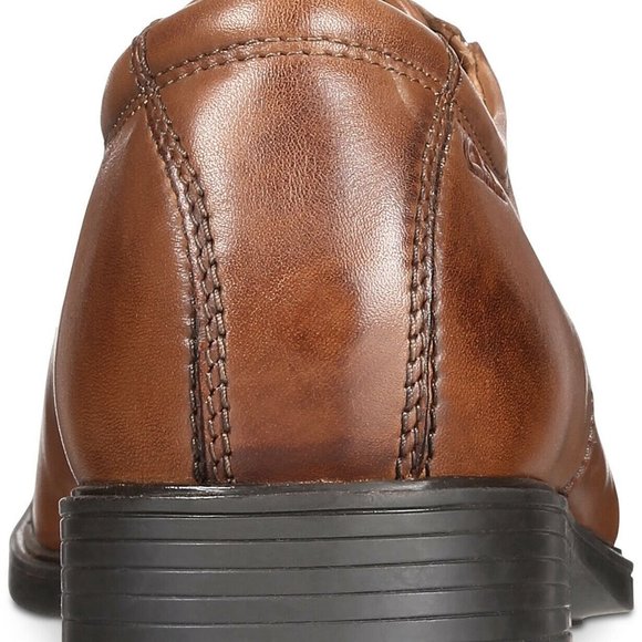 Clarks Men\'s Tilden Cap Toe Oxford main image 4